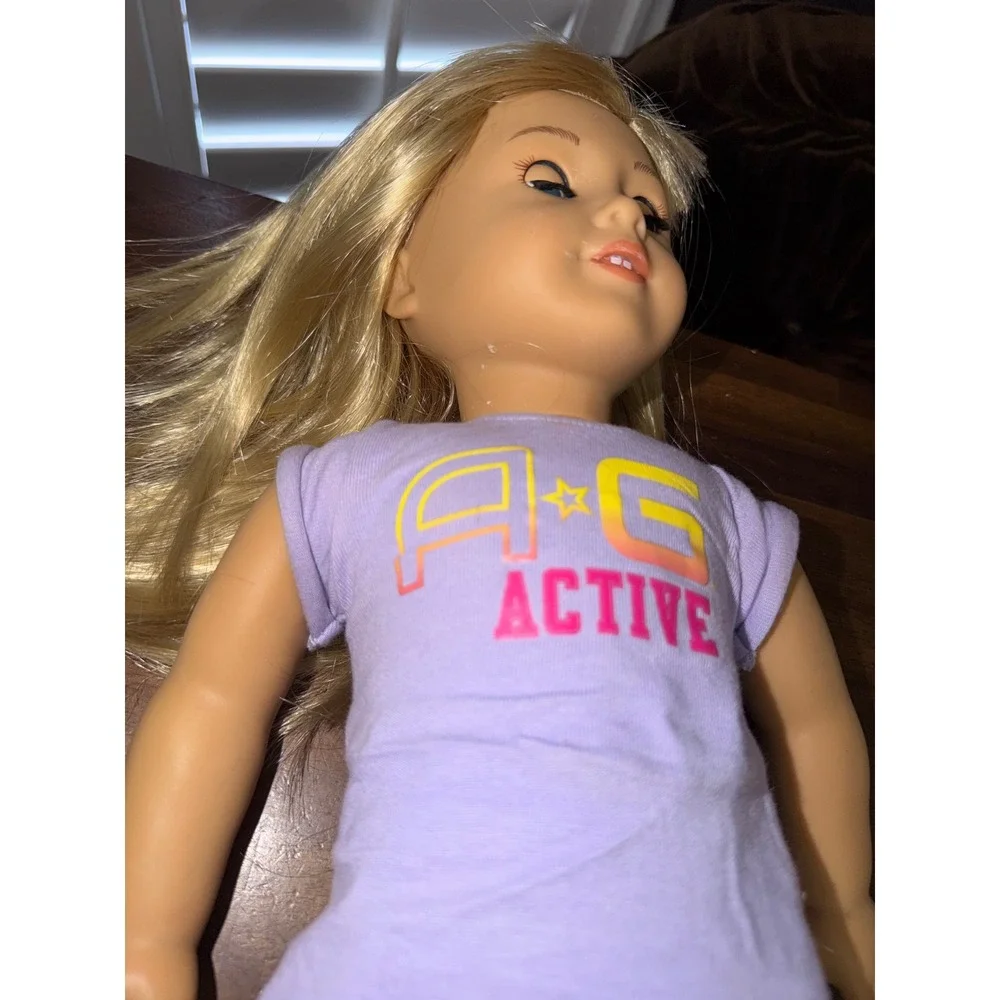 American Girl Truly Me Doll Blonde Hair Blue Eyes AG Active Outfit and Plush Cat